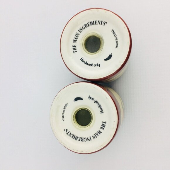 THE MAIN INGREDIENTS Southwestern Chili Peppers Stoneware Salt Pepper Shaker Set - Picture 6 of 9